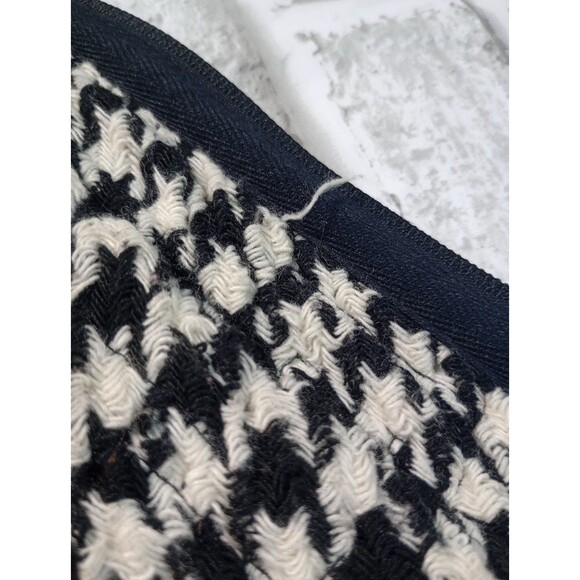 Women's Quilted Vest Full Zip Mock Neck Slash Pockets Sz 6 - Picture 9 of 11